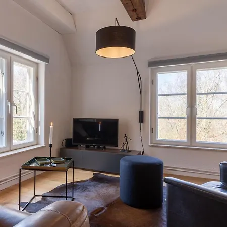 Апартаменты Dachstuv Von Esmarch *