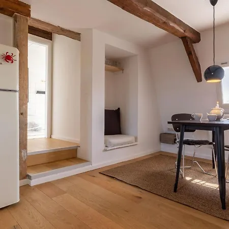 Dachstuv Von Esmarch Apartment